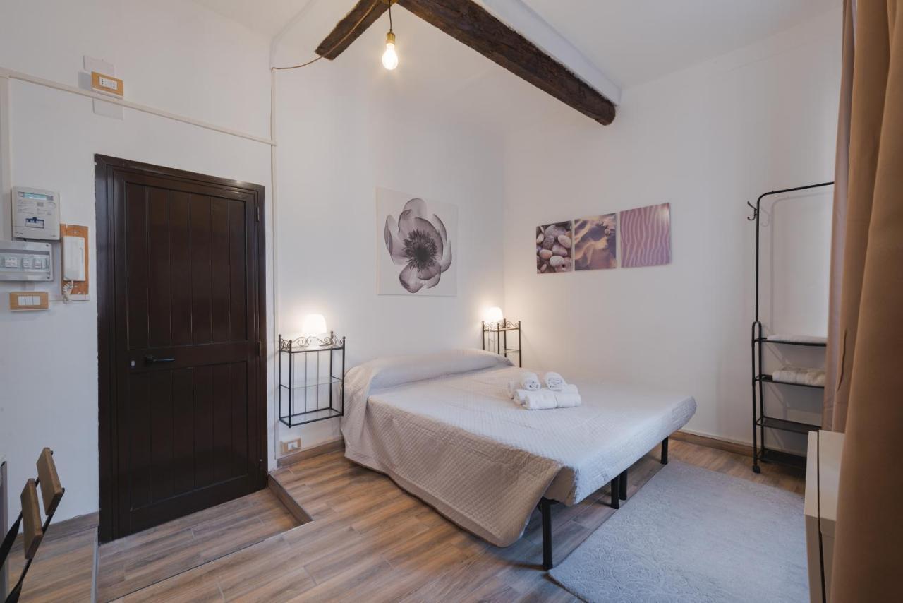 Appartamento Maddalena Alto - Affitti Brevi Italia Genua Buitenkant foto