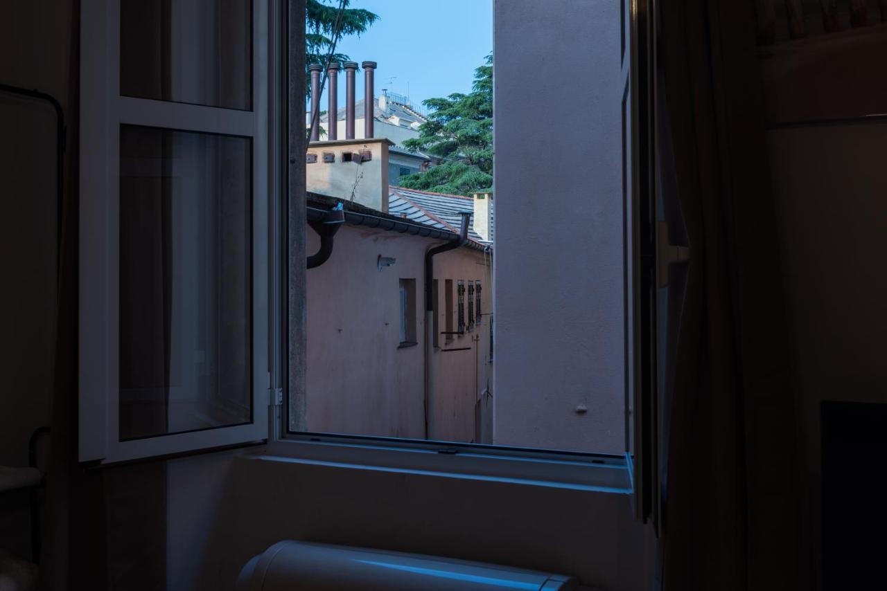 Appartamento Maddalena Alto - Affitti Brevi Italia Genua Buitenkant foto